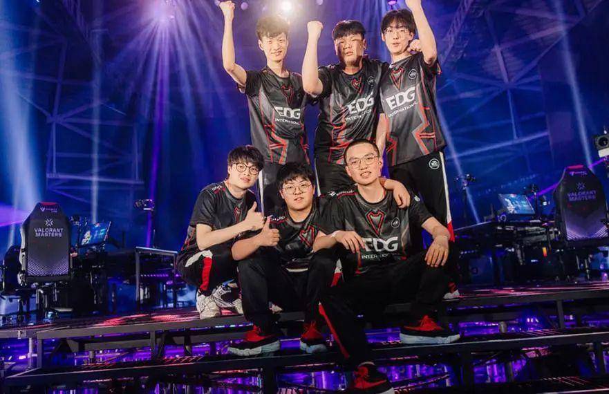 更是俱乐部 更是俱乐部