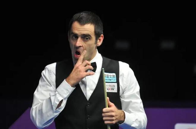 通过工作人 通过工作人