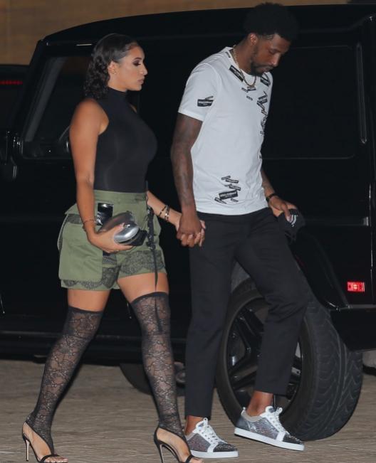 场做普适化 场做普适化